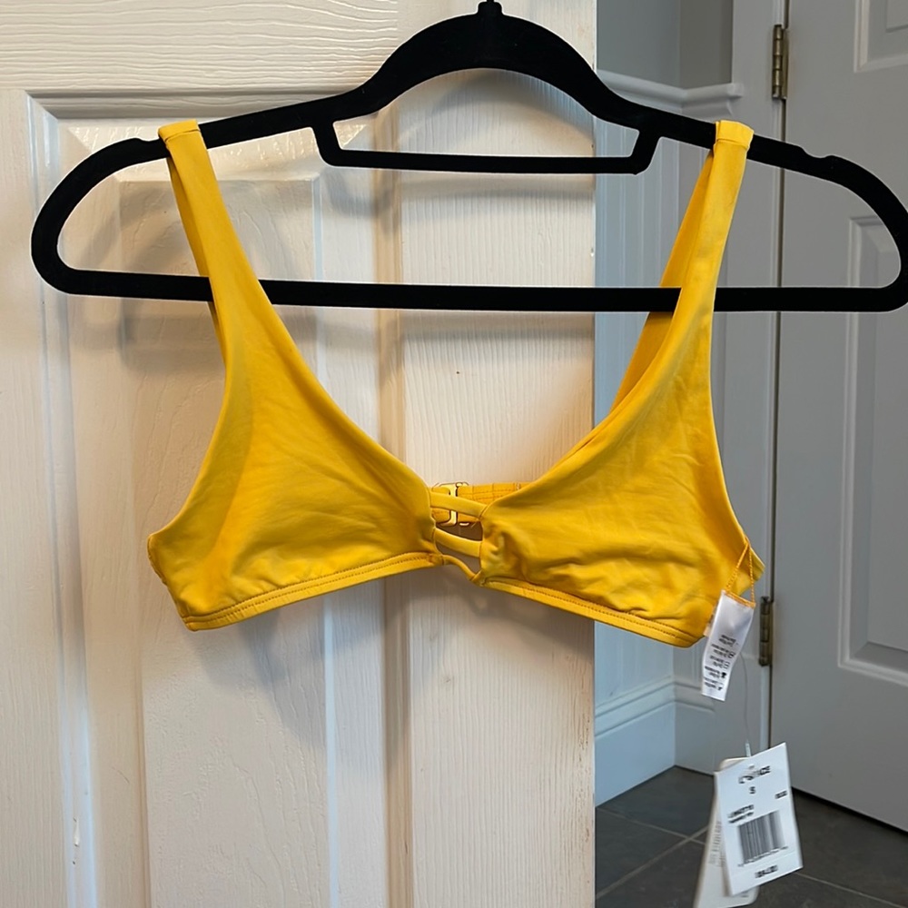 NWT L Space bikini top
